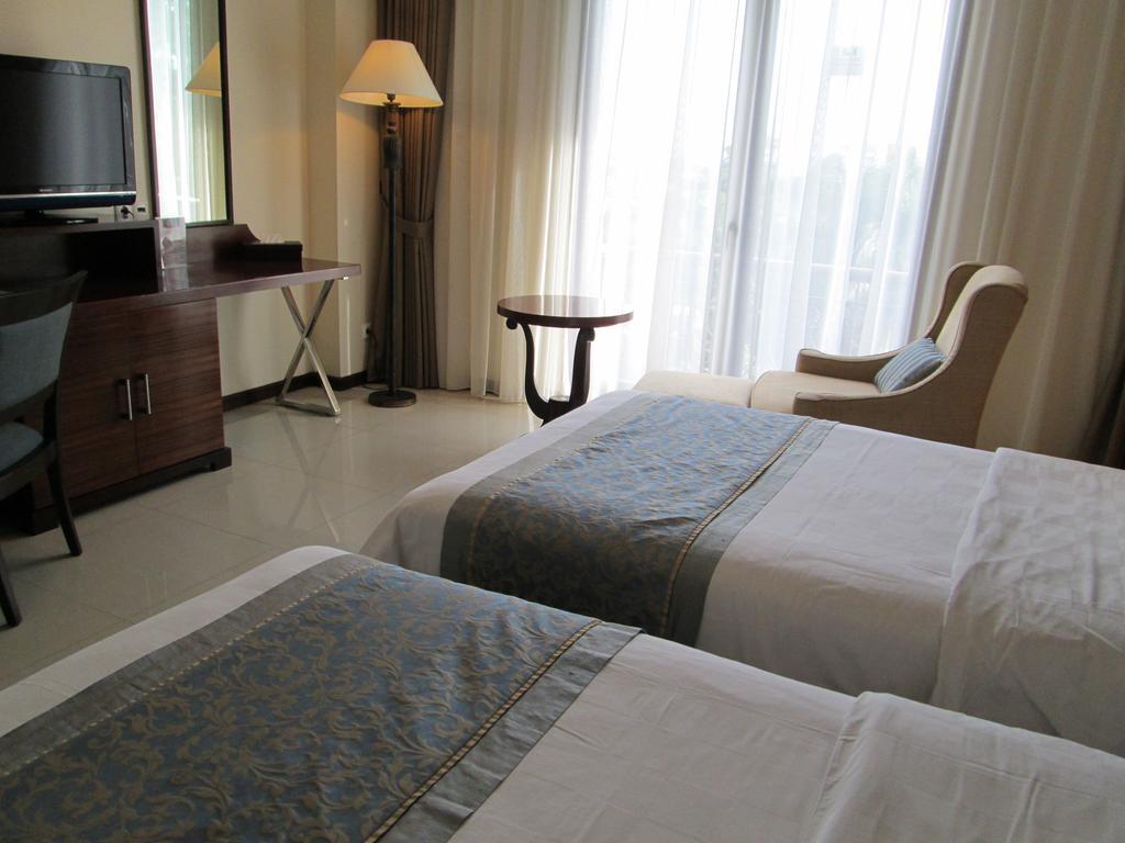 Asmila Boutique Hotel Bandung Exterior foto
