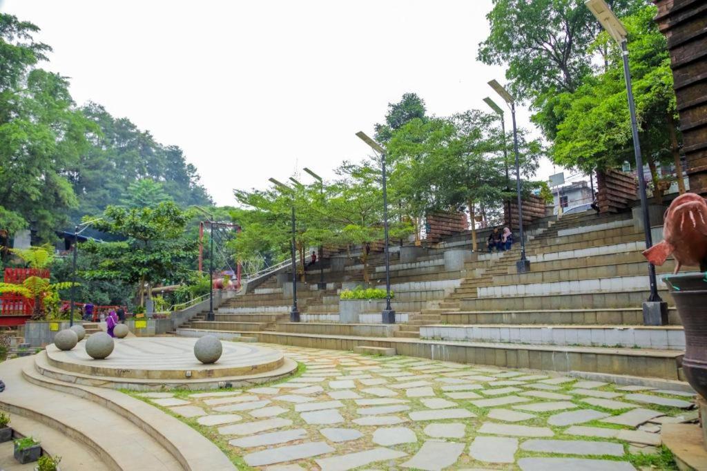 Asmila Boutique Hotel Bandung Exterior foto